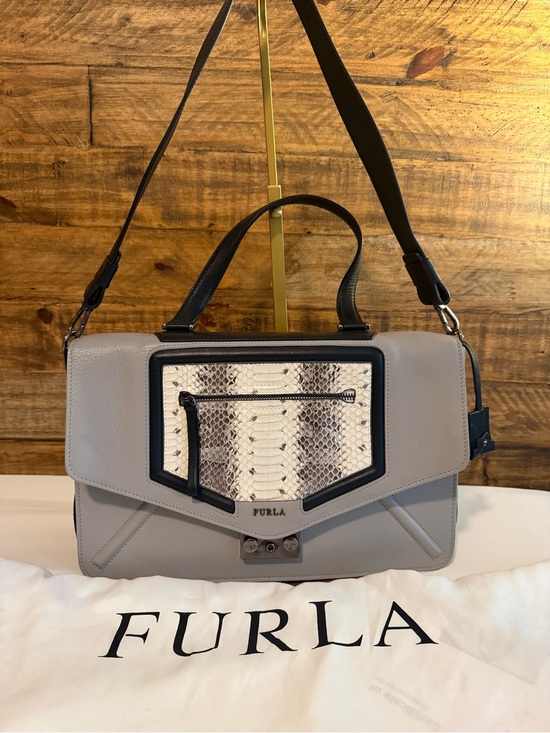 Furla Handbags - ✨ Like New Furla Alice Medium 2-Way Shoulder / Crossbody Bag ✨